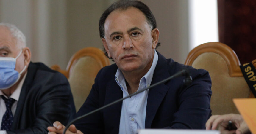 video un important membru aur sustine ca simion ar fi negociat cu psd functii in guvernul vestea mi a zis esti la economie reactia aur 6a3e985952fb0