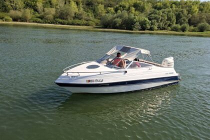 viteza de navigatie in delta dunarii ar putea fi limitata la 5 km h proiectul a fost adoptat astazi de senat 6a201db93bc49