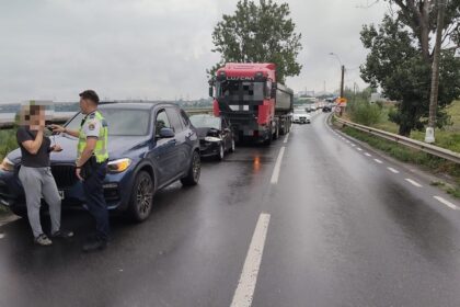 accident rutier pe dn22 in mineri judetul tulcea o femeie a intrat cu autoutilitara intr o masina oprita in coloana 6a61bee064beb