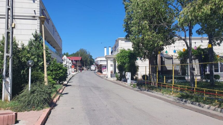 aparthotel cu cinci etaje blocat de primaria constanta in satul de vacanta 6a6933d0f1ad2
