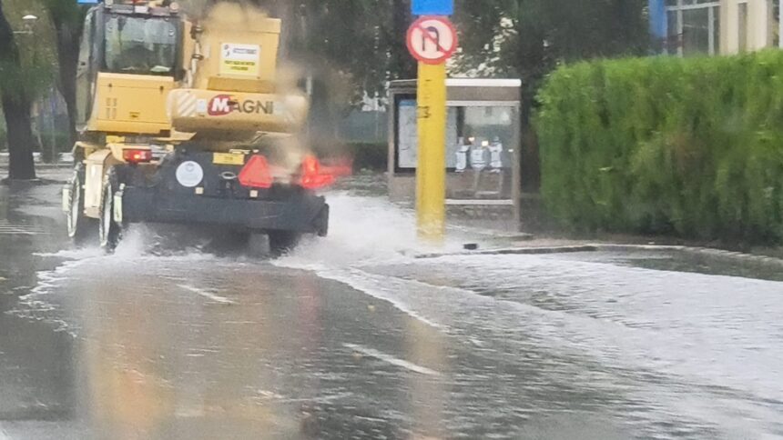 avertizare hidrologica cod rosu de inundatii in judetele constanta si tulcea 6a60949729b00