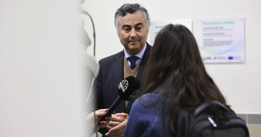 criza in portugalia presiuni pentru ca ministrul educatiei sa demisioneze dupa digitalizarea esuata a notarii examenelor nationale 6a6c5ac6e12c5