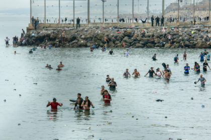 criza migrantilor din ceuta provoaca reactii in europa italia suspenda partial schengen cu spania franta germania intaresc controale 6a6ce74d032b1