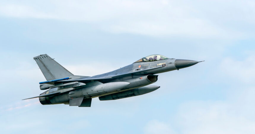 detalii despre echipajul de pe f 16 care a doborat drona seful armatei mi as dori sa am in toata flota aeriana oameni ca ei 6a636a0338c8a