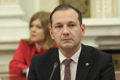 exclusiv medicul radu tincu daca legea salarizarii va fi adoptata va duce la agravarea deficitului de personal din ati si primiri urgente 6a6904700b738
