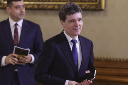 exclusiv palatul cotroceni pentru digi24 nu a existat niciun fel de intalnire intre george simion si nicusor dan 6a6281f759226