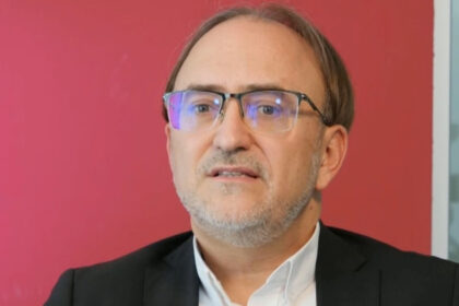 exclusiv pasaport diplomatic investitorii francezi din romania cer stabilitate numarul de ministri se schimba prea des 6a6c92929eaf9