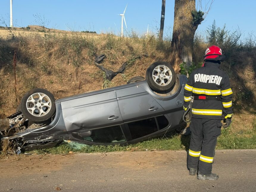 foto accident rutier pe dj 222 tulcea agighiol o masina s a rasturnat 6a6cc98213584