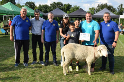 foto udttmr a organizat la final de saptamana la ovidiu competitia de lupte traditionale tataresti kures 6a65cc0d91211