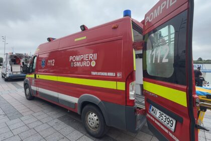 foto video incendiul de pe nava gas lisbon cei trei marinari raniti dupa explozia din marea neagra au ajuns la tulcea si au fost transportati de urgenta la spital 6a5f1f650db4c