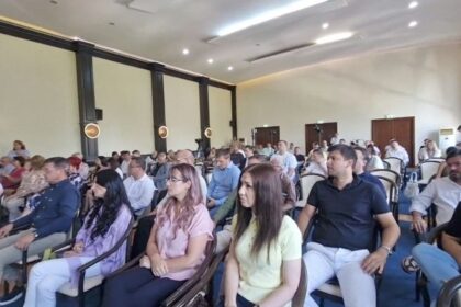 foto video sedinta la consiliul judetean constanta rectificari bugetare modificari de organigrame si trecerea cladirii acvariului la primaria constanta pe ordinea de zi 6a6859e4ad24d