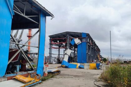 galerie foto video urmarile exploziei dronei din portul constanta cum arata sediul arsvom si halele nu au fost evaluate si nu au fost alocate fonduri 6a61e625e5c6c