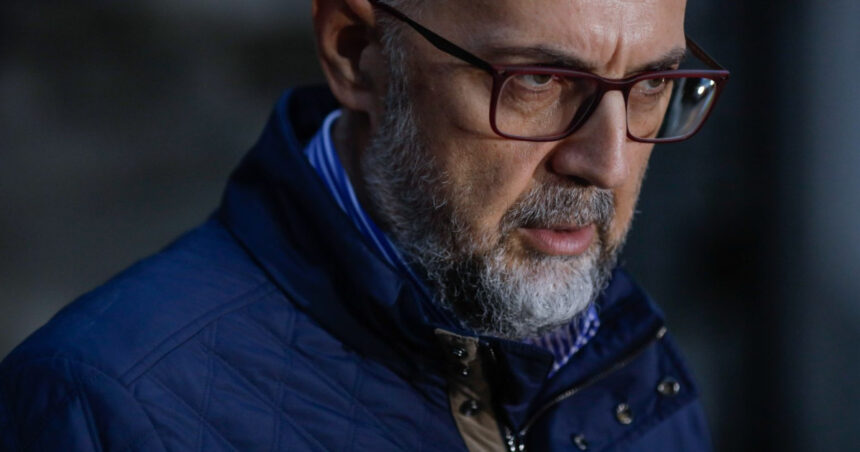 kelemen hunor george simion si partidul sau aparent antisistem cresc fara sa faca nimic sta se uita la meci bea o bere 6a46239eef8e0