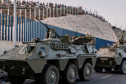 live text spania trimite trupe in ceuta frontiera e in colaps total 60 000 de migranti au intrat in exclava reactia uniunii europene 6a6cc0a08ba33