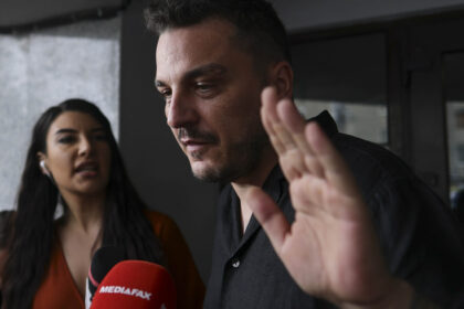 makaveli spune ca dosarul sau de evaziune fiscala a fost clasat dupa ce a platit prejudiciul de 100 000 de euro nu mai am bratara 6a621178d8e8e