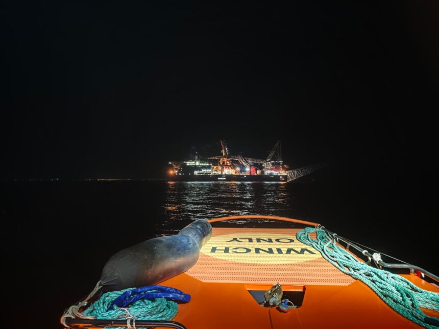 marinari indieni cautati de salvatorii romani la sulina cei doi fac parte din echipajul navei lovite in portul odesa 6a65e83000358