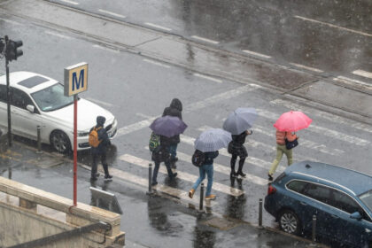 meteorologii anunta noi coduri portocalii de furtuna zonele in care va ploua intr o zi cat intr o luna 6a606b985b91b