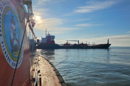 misiune de salvare la sulina doi marinari sunt dati disparuti intervine arsvom 6a65ec2c69265