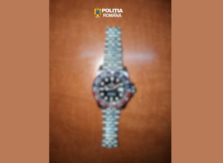 o domnisoara din pasarea a lasat un turist chinez fara ceasul rolex totul s a intamplat in mamaia ceasul recuperat suspecta in arest la domiciliu 6a44c178e200f