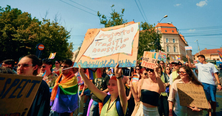 primaria oradea interzice din nou marsul pride motivul invocat bunele moravuri organizatorii spun ca evenimentul va avea loc 6a61c09aadbf4