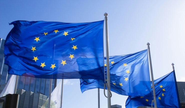 taxa vamala de 3 euro pentru coletele mici care intra in ue masura vizeaza cumparaturile online din afara spatiului comunitar 6a44ebb219692