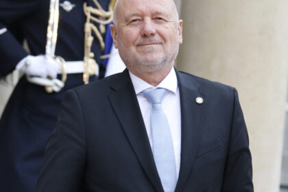 un fost ministru bulgar critica politica de achizitii a sofiei romanii au cumparat f 16 la mana a doua si cu ele doboara acum dronele 6a675e8154e82