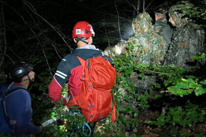 video operatiune de 10 ore pentru salvarea a doi ucraineni epuizati bilantul salvamont maramures cinci misiuni in 24 de ore 6a65f0df4684e