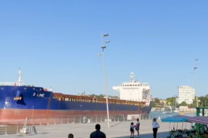 accident naval in portul tulcea un vapor scapat de sub control a scufundat doua barci si a lovit alte cinci plus doua pontoane 6a95d05ed5285