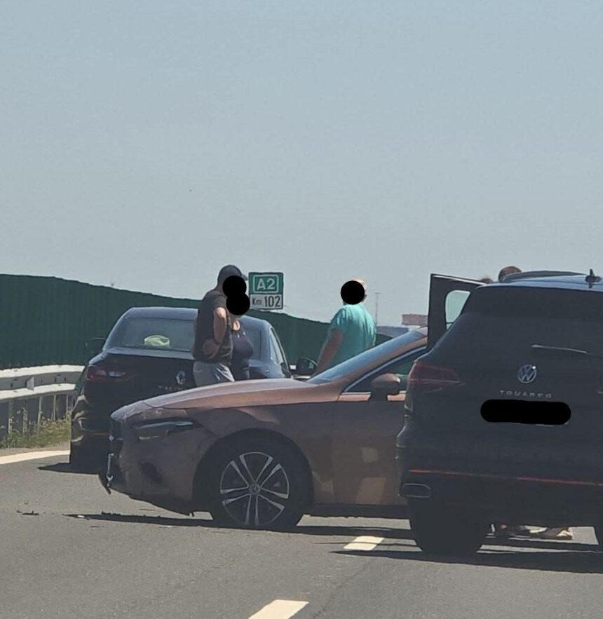 accident pe a2 sensul spre constanta se circula bara la bara in zona fetesti 6a6dca2b3931f