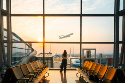 aeroportul din romania care are o singura cursa pe saptamana dar a ramas fara kerosen cisterna e in coada la navodari 6a7583a272d5d
