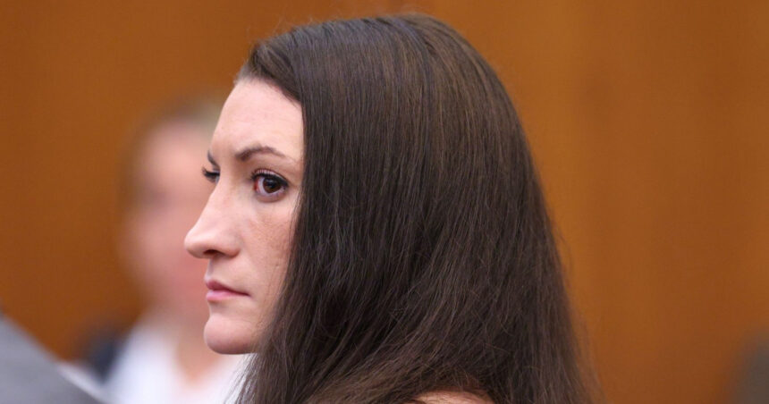 americanca lindsay clancy si a ucis copiii de ce atat de multe mame ii iau apararea 6a8ac956baa92