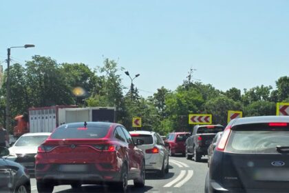 atentie soferi accident cu 4 masini pe dn39 intre eforie nord si agigea trafic de cosmar sunt coloane pe ambele sensuri 6a6dd83eaf667
