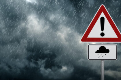 avertizari meteo imediate ploi torentiale descarcari electrice si grindina in bucuresti si giurgiu in urmatoarea ora 6a8c45308c827