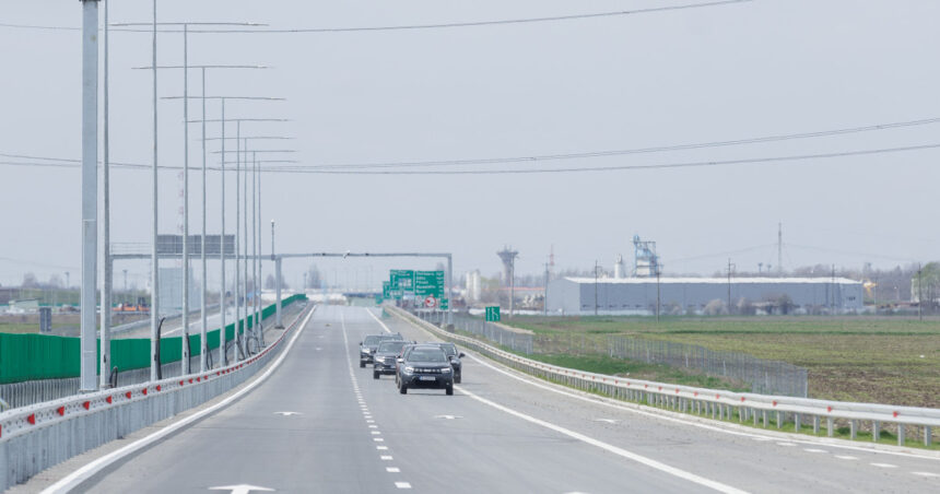 ce rol au lamelele verzi pe care le vezi pe autostrada detaliul important pentru siguranta soferilor 6a87ea905f1ca