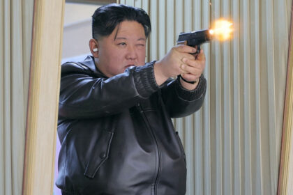coreea de nord trimite aproximativ 100 de sportivi la jocurile asiatice in japonia pentru a l face fericit pe maresalul kim jong un 6a8e9abbca1bc