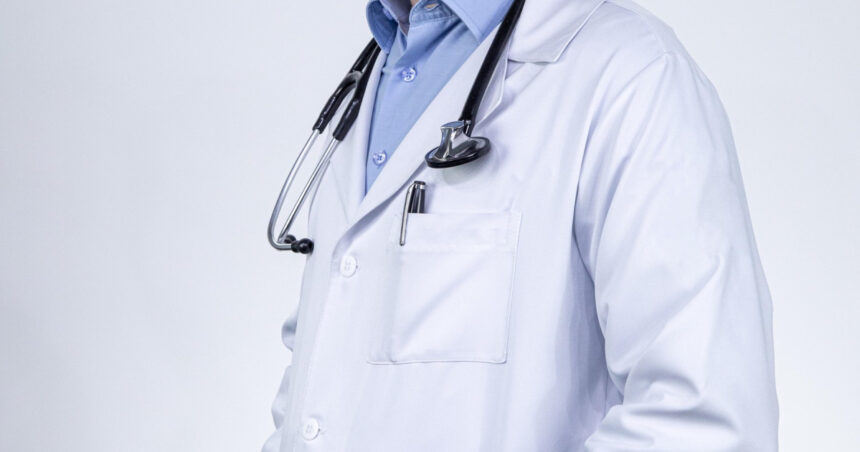 cum a ajuns un medic din tulcea specializat in oncologie si hematologie pediatrica sa lucreze in constructii ca muncitor necalificat 6a85559866ad1