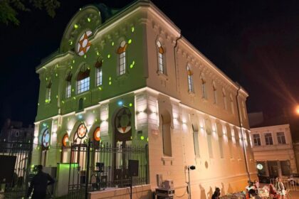 curtea sinagogii mari din constanta parte din evenimentul open streets 6a8227941ed2b