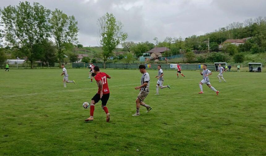 duminica incepe liga a v a cu 28 de echipe la start impartite in doua serii 6a92c70addf5b