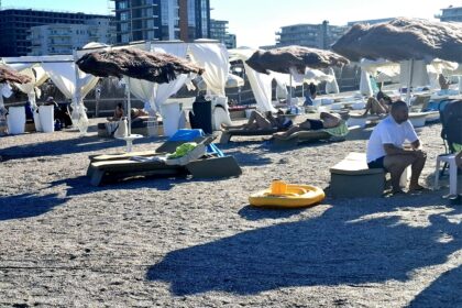 dupa scandalul constructiilor de pe plaja abadl incepe delimitarea terenurilor statului de la midia la vama veche 6a7e48318c918