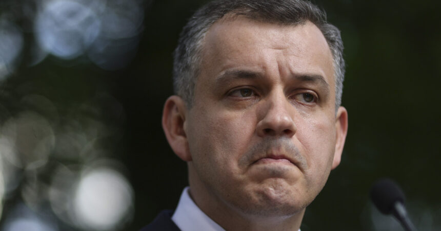 eugen tomac spune ca o majoritate parlamentara va fi generata de un dialog intens partidele trebuie sa fie mult mai flexibile 6a805b927eaca