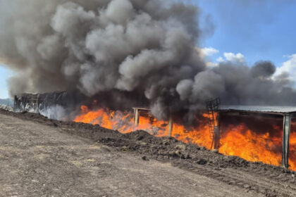 foto incendiul de la centrul de colectare a deseurilor din covasna stins dupa trei zile au ars peste 1 600 de metri patrati 6a85672b30467