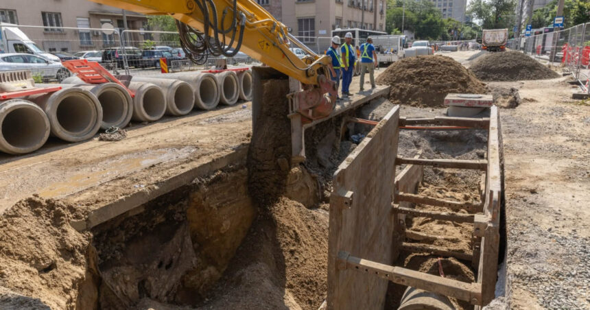 foto lucrari extinse in zona garii de nord a capitalei canalizarea veche de un secol va fi modernizata cablurile vor fi ingropate 6a80953edf73e