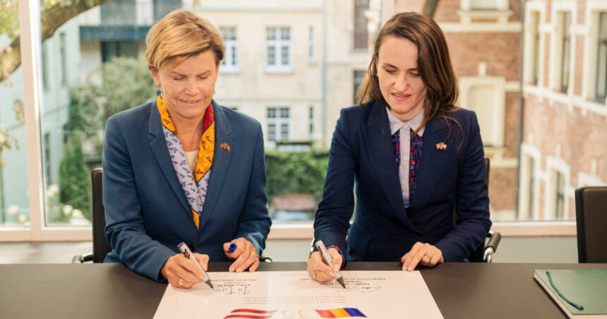 foto ministra oana toiu a inaugurat sediul ambasadei romaniei la riga intr un an aniversar pentru relatiile bilaterale 6a91d14aa7099