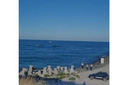 fragment de drona recuperat din mare de la aproximativ o mila marina de plaja zoom beach din constanta 6a81f3047536b