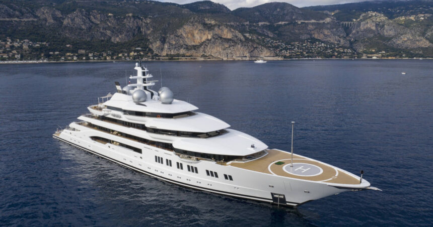 iahtul amadea confiscat de la un oligarh rus cumparat de un miliardar din dubai cat a platit si ce va face cu el noul proprietar 6a74ccd13835e