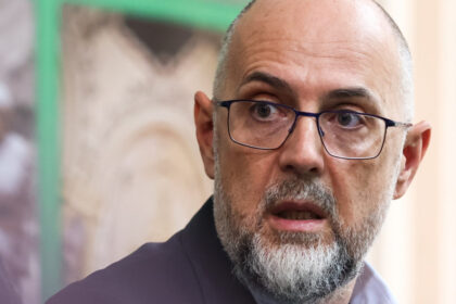 kelemen hunor despre legea salarizarii este o pierdere serioasa pentru tara dar pe termen lung pierderea ar fi putut fi mai mare 6a8f46e86f7ce