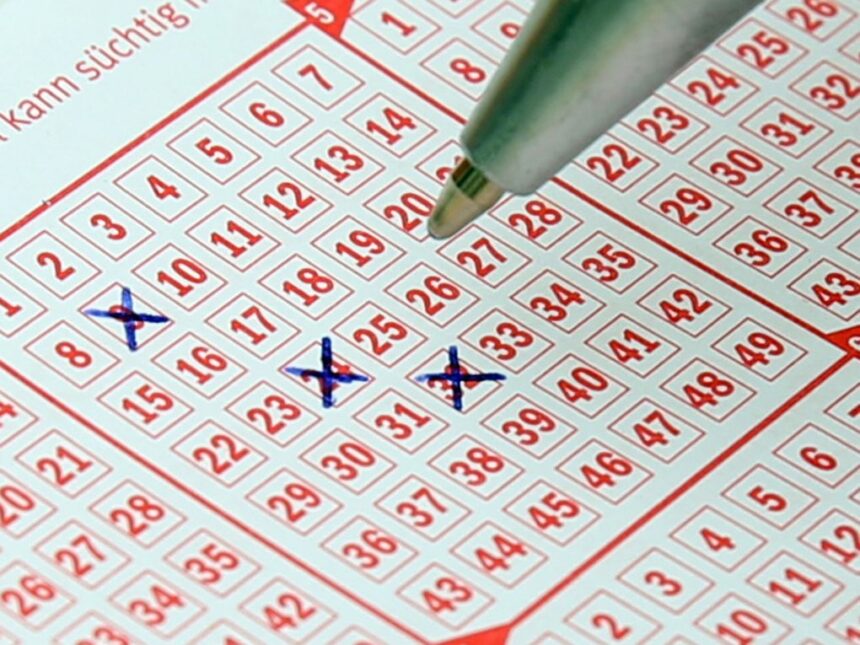 la tragerea loto 6 49 s a castigat cel mai mare premiu de categoria i din istoria acestui joc de peste 10 milioane de euro 6a7e139cac057