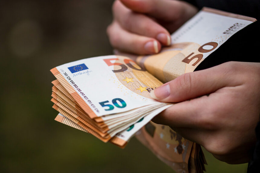 la tragerea loto 6 49 s a castigat cel mai mare premiu de categoria i din istoria acestui joc peste 10 milioane de euro 6a7e172f520df