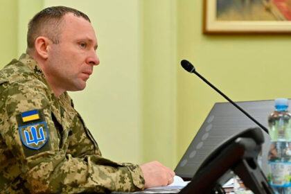 noul comandant sef al armatei ucrainene solicita demiterea comandantului fortelor medicale omul lui sirskii 6a7234540ca0b