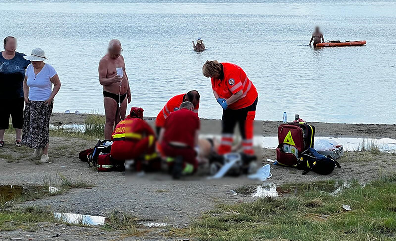 o femeie s a inecat in zona plajei sincai din eforie nord este resuscitata la fata locului 6a85c0f888901